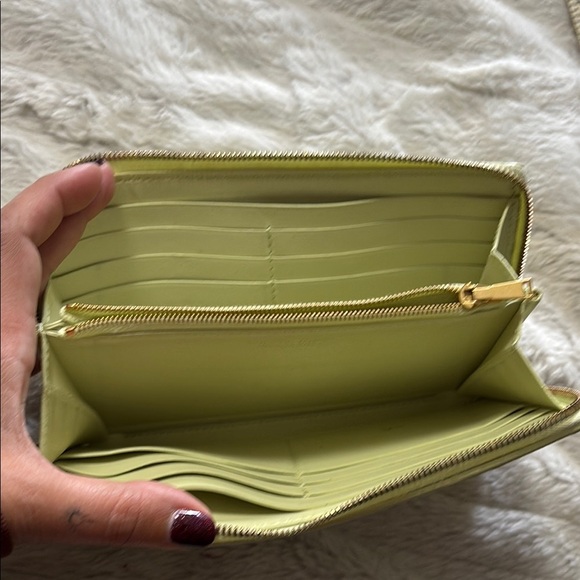 Bottega Veneta cassette zip Wallet - Picture 5 of 12